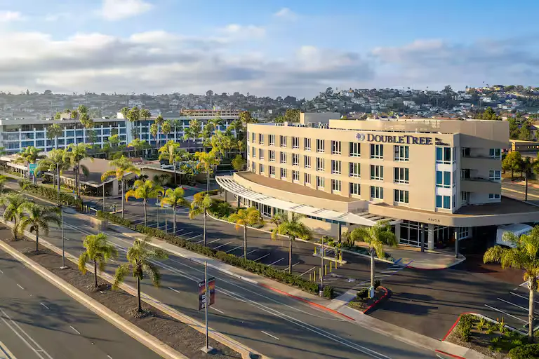 DoubleTree by Hilton San Diego Bayside hotel exterior